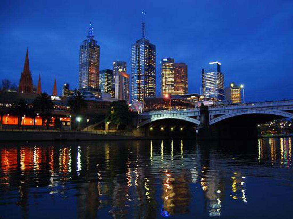 Wyndel Apartments - Southbank Views Melbourne Exteriör bild
