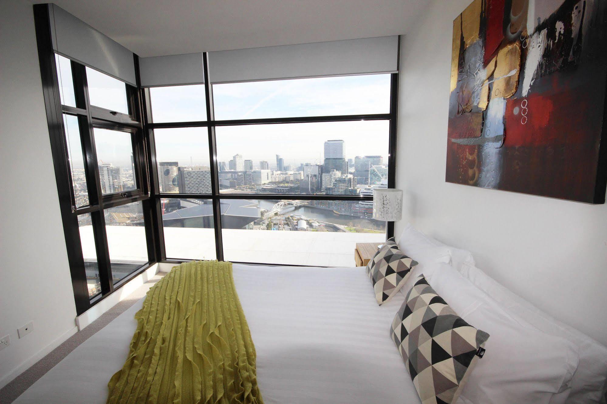 Wyndel Apartments - Southbank Views Melbourne Exteriör bild