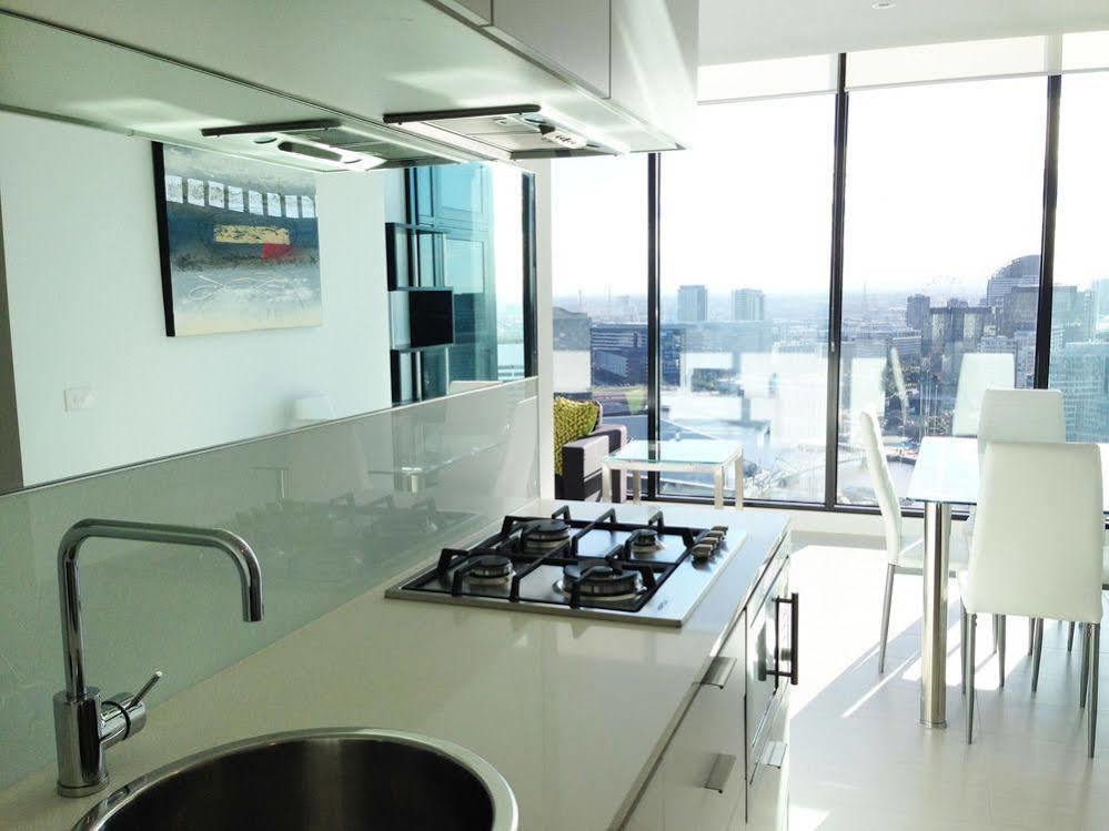 Wyndel Apartments - Southbank Views Melbourne Exteriör bild